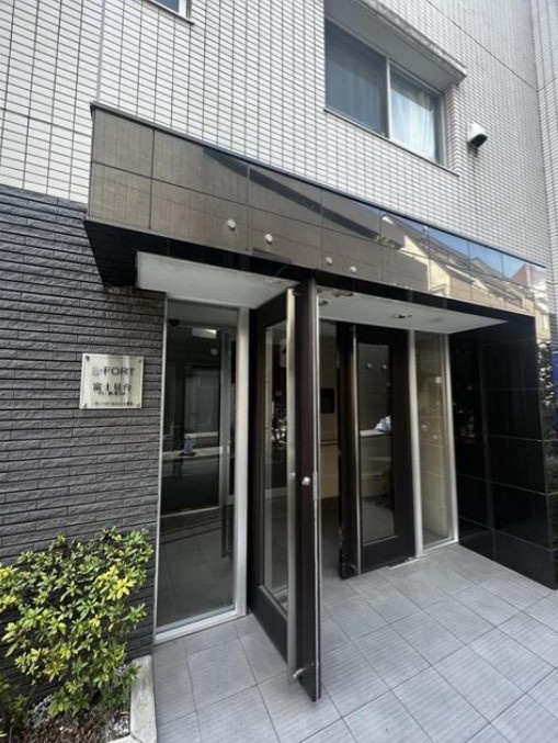 S-FORT富士見台のエントランス