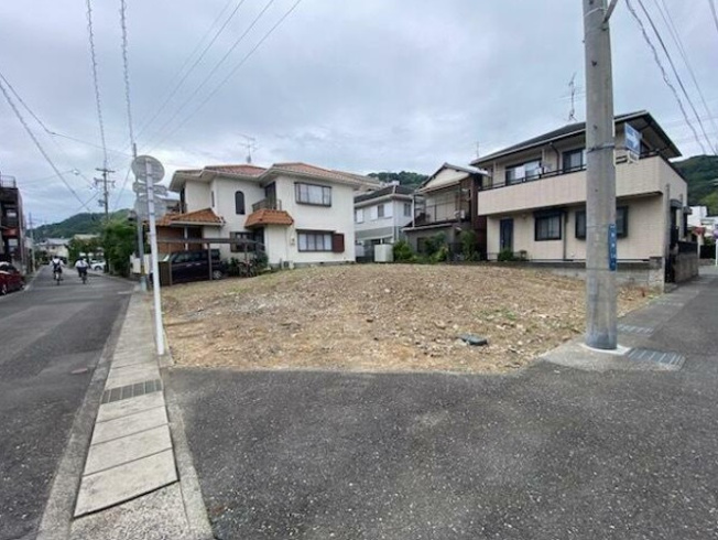 【外観】 | 静岡市葵区岳美 4期 新築建売 2号棟 | 現在建築中の外観画像です。ご内覧は同じメーカーの完成物件へご案内いたしますので、いつでもご相談ください！