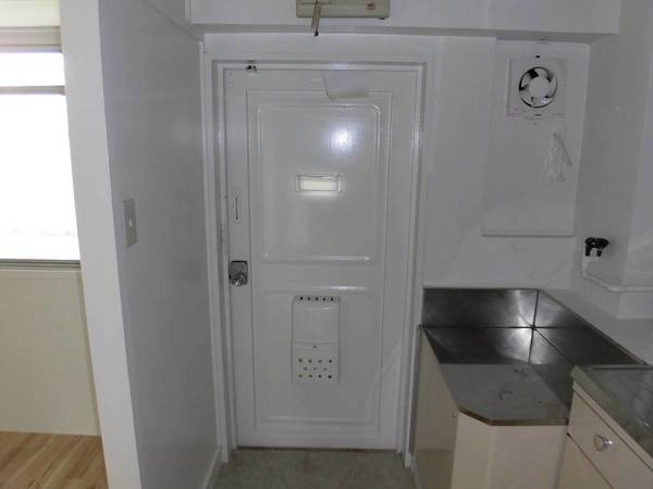 ビレッジハウス永覚新町4号棟の玄関|ビレッジハウスの同一物件・同一タイプの間取りの写真です