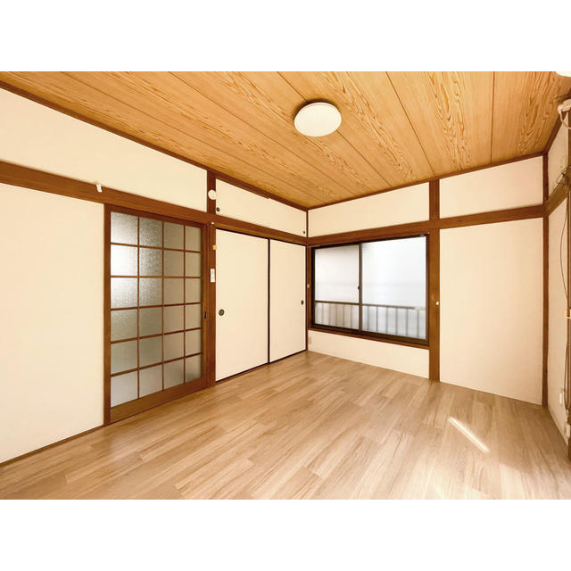 樋口荘の内装