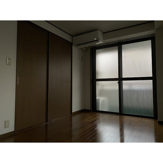 ジュンヴェール山本の居間・リビング