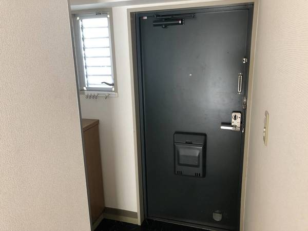 ビレッジハウス増田3号棟の玄関|ビレッジハウスの同一物件・同一タイプの間取りの写真です
