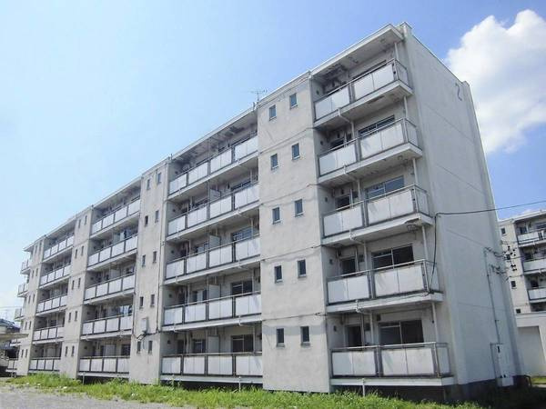 ビレッジハウス石宮1号棟の外観