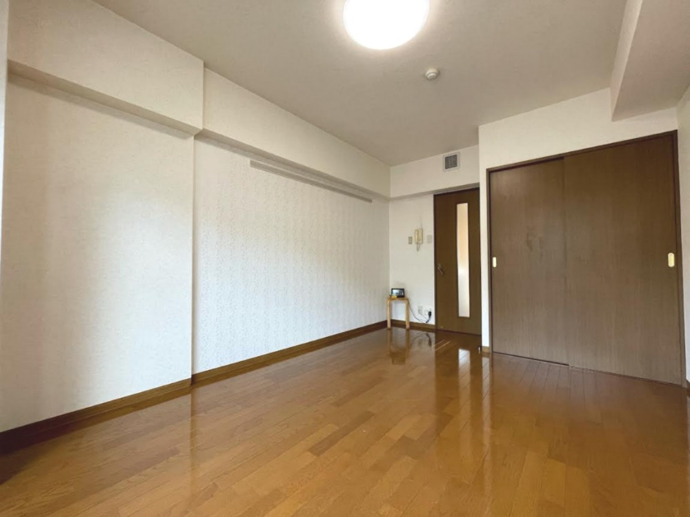 高円寺スルーエの居間・リビング