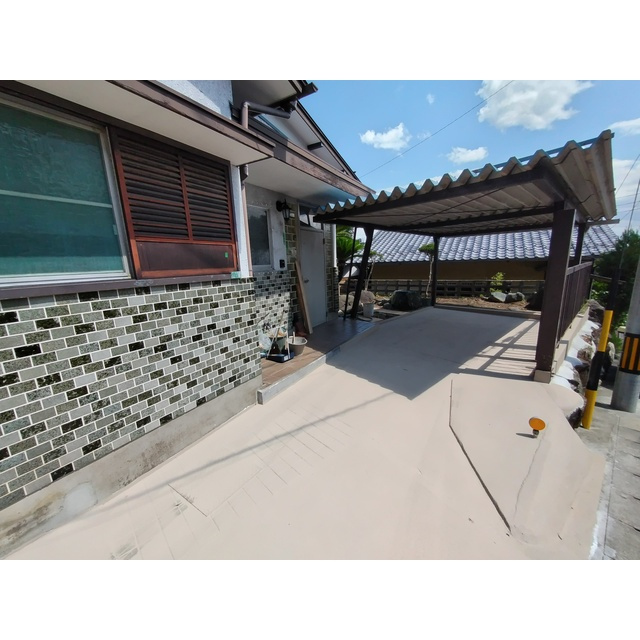 岐阜市野一色８丁目の一戸建ての駐車場