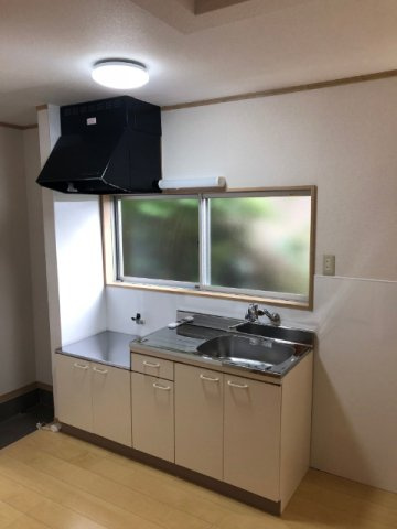 ルーベンヌ赤崎Ｂのキッチン
