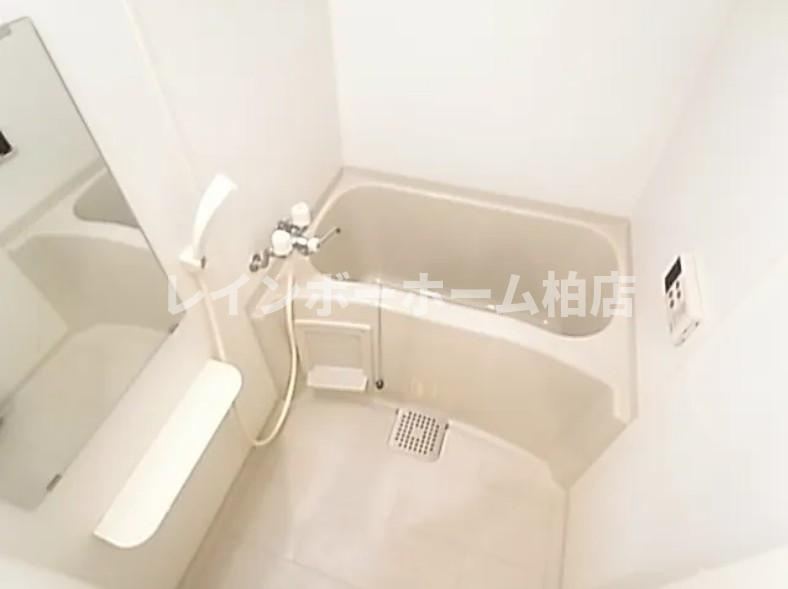 【仲介手数料：50％OFF】対象物件！の浴室|別部屋。参考写真。