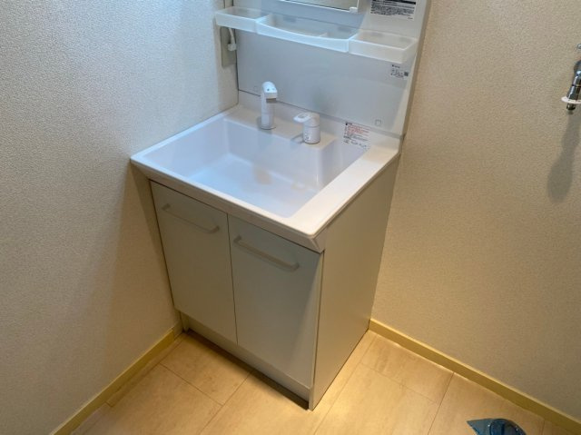 ジュネスファミーユの洗面所|スペースが確保できる洗面所です