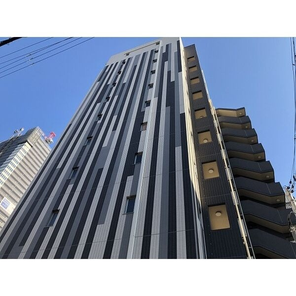 ＩＤＣランドセントラル梅田の外観