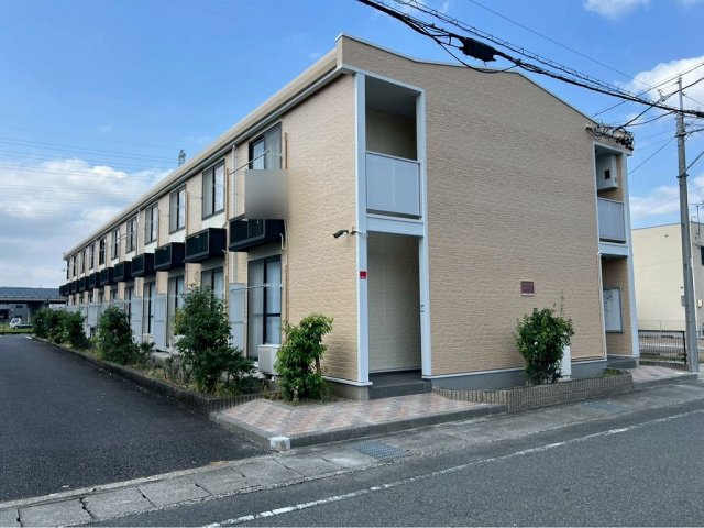 レオパレス小牧原の外観