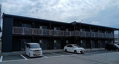 レオパレスサンロードの外観