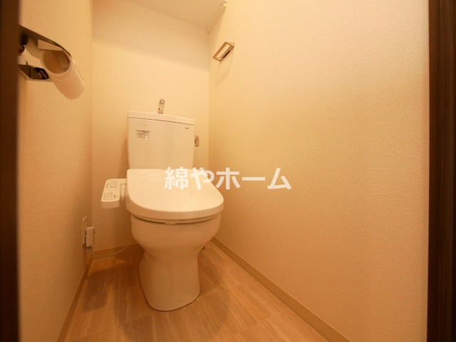 ファステートNAMBA華月のトイレ|コンパクトで使いやすいトイレです