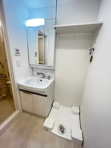 大阪市西淀川区野里２丁目の賃貸マンションの洗面所