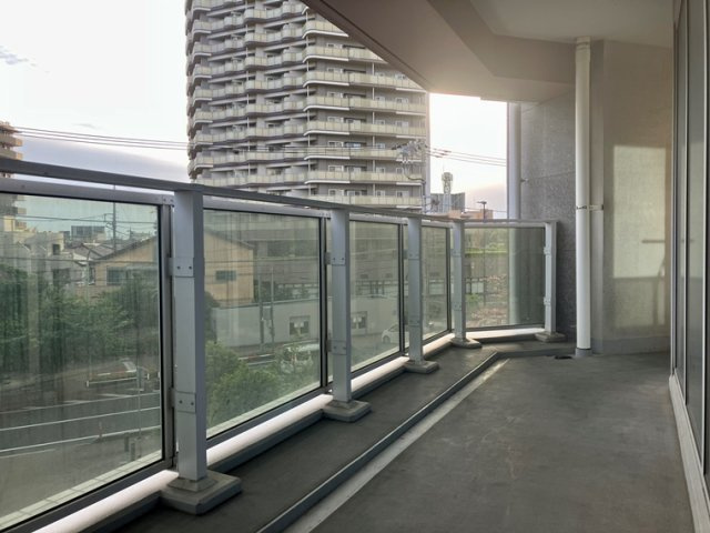サウスゲートタワー川口のバルコニー|広々としたバルコニーです