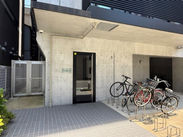 PL Park Lane浅草蔵前のエントランス