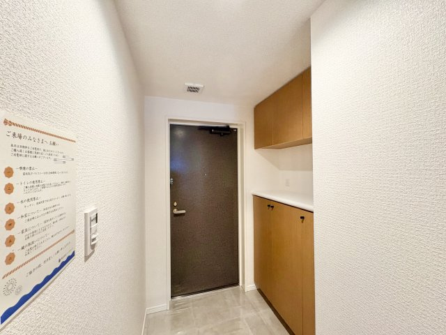≪本日内覧できます！≫　香久山パークスクエアN棟　8階の玄関