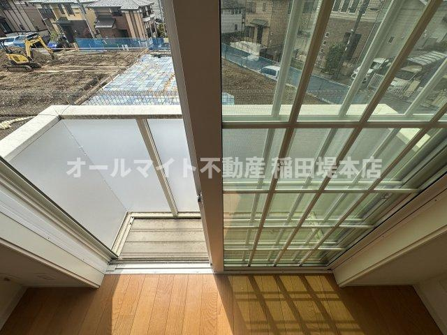 川崎市麻生区栗平２丁目のアパートのバルコニー