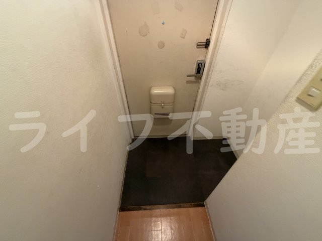 オリエントレジデンス新庄の玄関