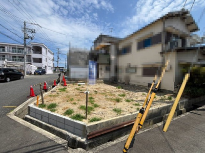 【前面道路含む現地写真】 | 鳳西町１丁　売土地 | 【閑静な住宅地でのびのび子育て】閑静な住宅地で子育て家族にピッタリ！毎日のお散歩も快適な緑に恵まれたエリアです♪