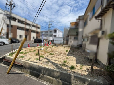 【前面道路含む現地写真】 | 鳳西町１丁　売土地 | 【個性あふれる住まいを実現できる「建築条件無の売土地」です】