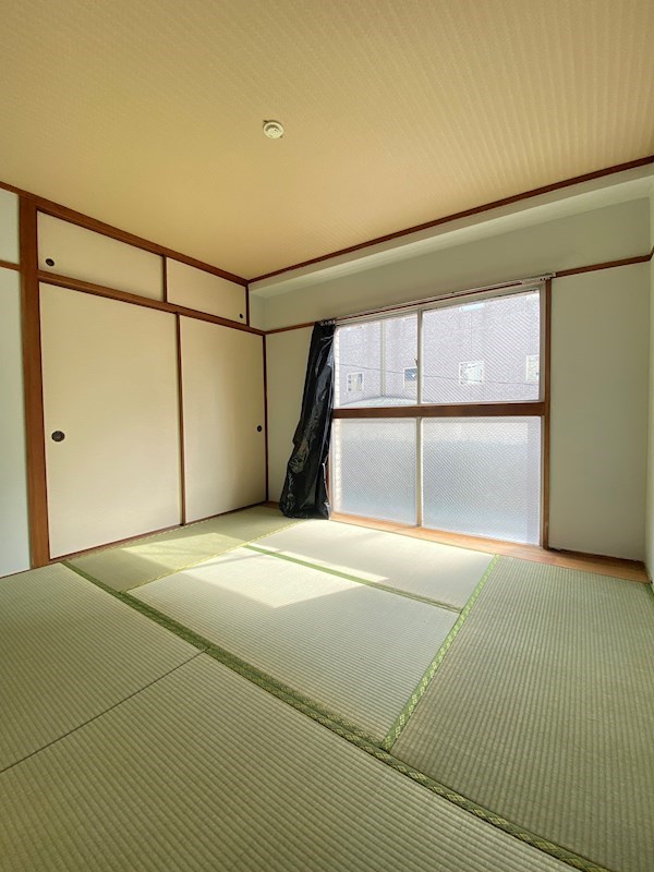栄田ビルの和室
