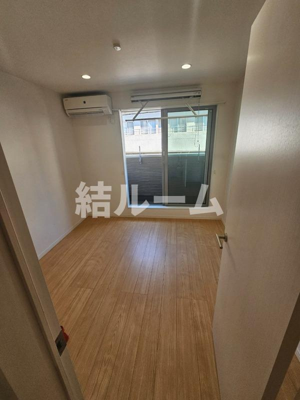 板橋区前野町３丁目のアパートの居間・リビング