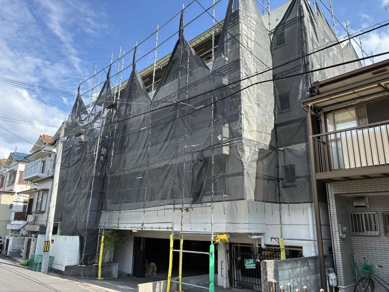 マンション西難波の外観