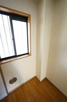 【キッチン】 | wood villageⅡ | ※同物件、反転タイプの写真になります。