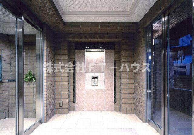 CASSIA浦安のエントランス