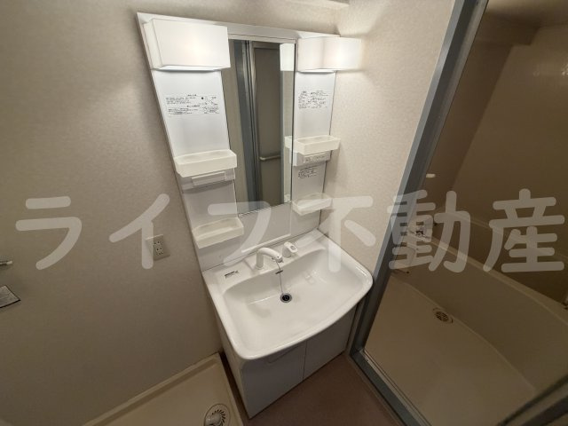 クオーレ今米の独立洗面台