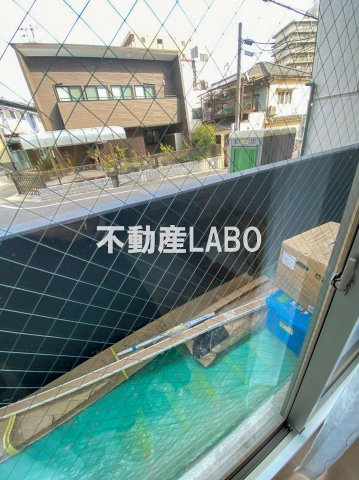 グランパシフィック弁天町のバルコニー
