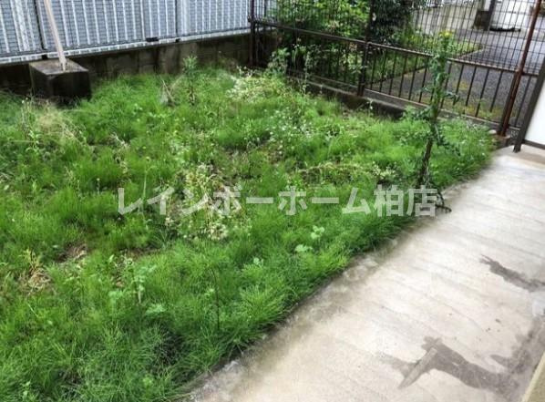 特典：仲介手数料が無料です!!の庭