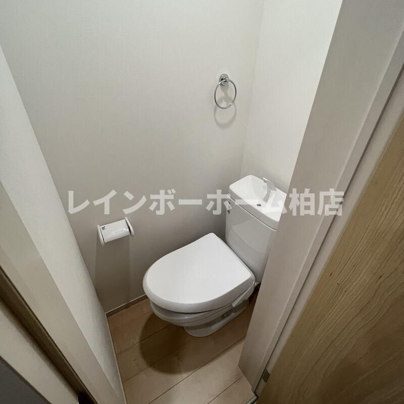 特典：仲介手数料が無料です!!のトイレ