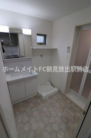 大阪市鶴見区茨田大宮４丁目のアパートの洗面所
