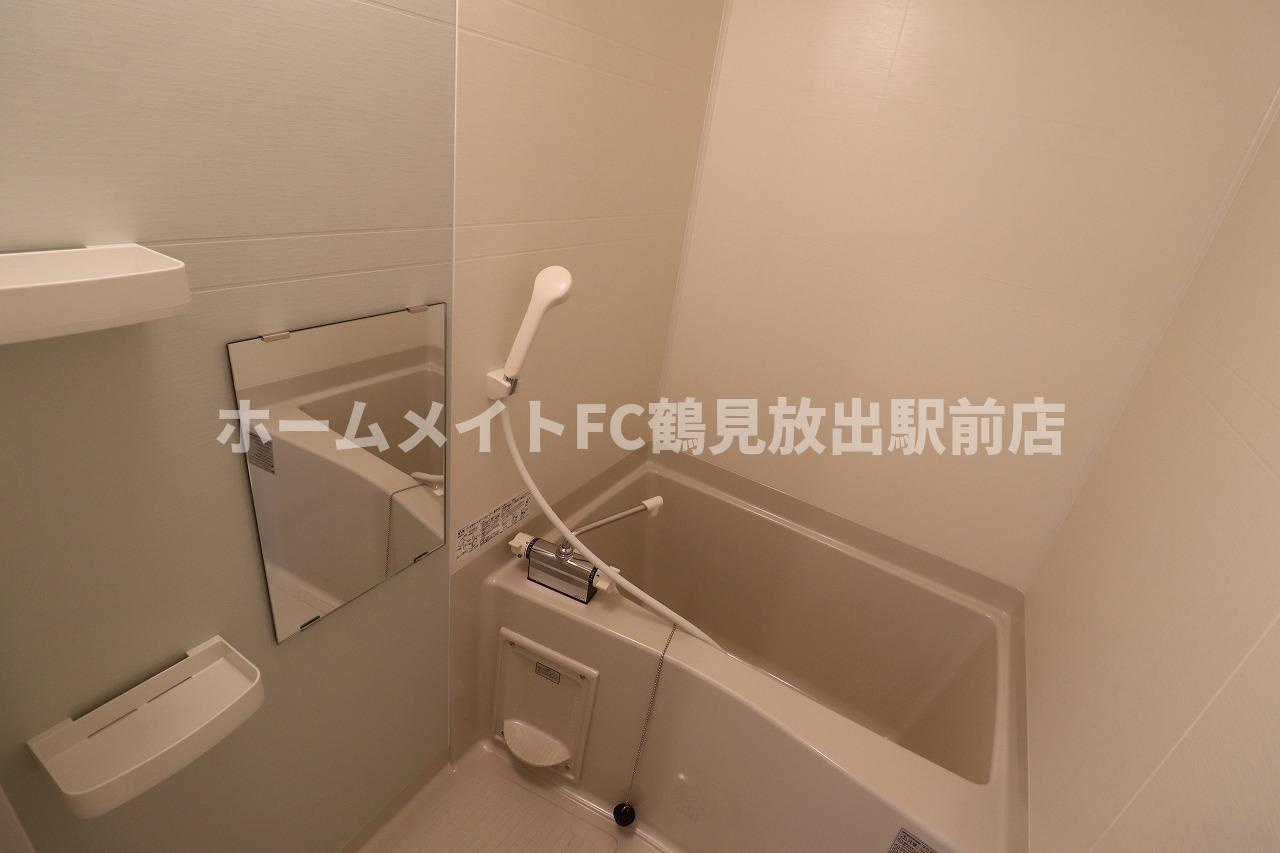 東大阪市稲田本町３丁目のアパートの浴室