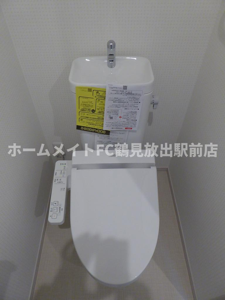 大阪市城東区諏訪１丁目のアパートのトイレ