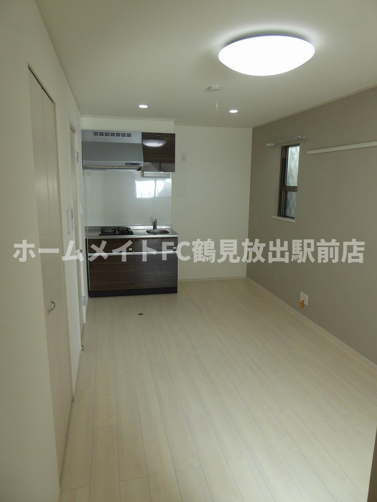 大阪市城東区諏訪１丁目のアパートの洋室