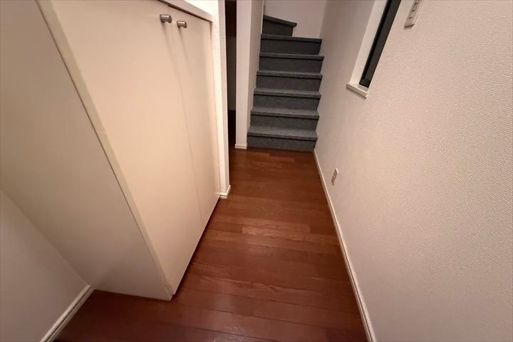 東村山アパート（一棟）の玄関