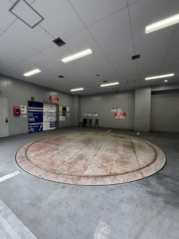 アステリオ北堀江ザ・メトロタワーの駐車場