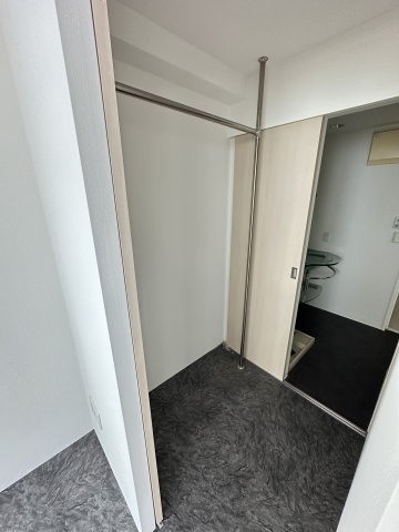 大阪市中央区瓦町３丁目の賃貸マンションの収納