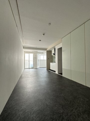 大阪市中央区瓦町３丁目の賃貸マンションの居間・リビング