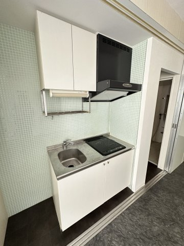 大阪市中央区瓦町３丁目の賃貸マンションのキッチン