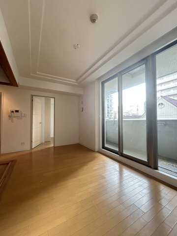 アーデンタワー新町の居間・リビング