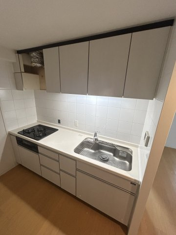 アーデンタワー新町のキッチン