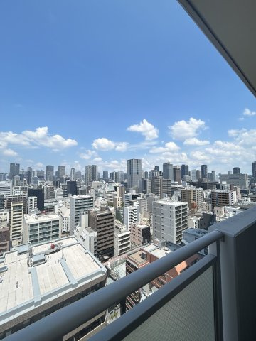 クロスレジデンス大阪新町の展望