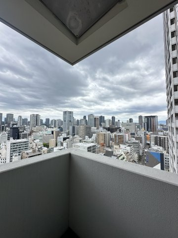 クロスレジデンス大阪新町の展望