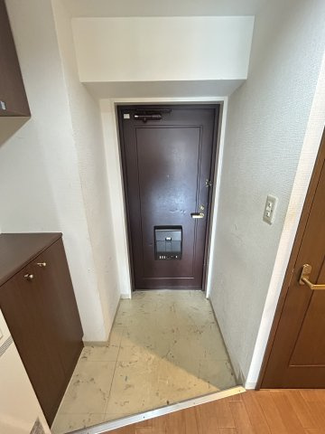 TM南森町の玄関