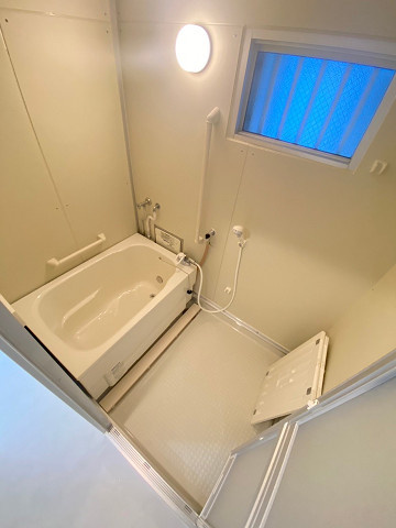 UR武庫川 3号棟の浴室