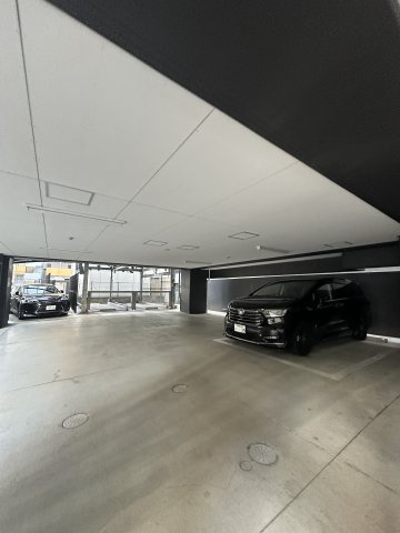プレスタイル博多駅南Ⅱの駐車場