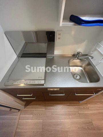セレニテ本町東リアンのキッチン